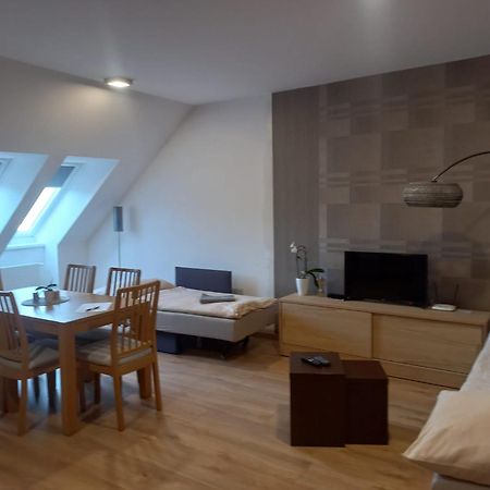 Apartman T5 Vrchlabi Apartment Luaran gambar